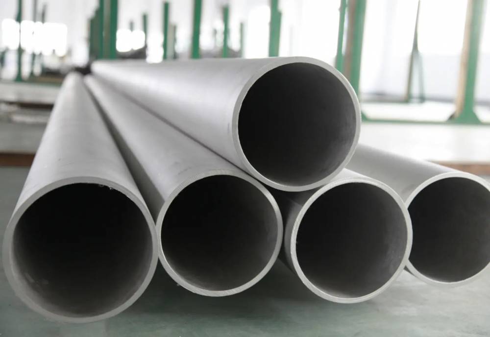 使得304不锈钢管具有良好的可焊性和加工性。在不锈钢管的制作中，应采用较低的碳含量
